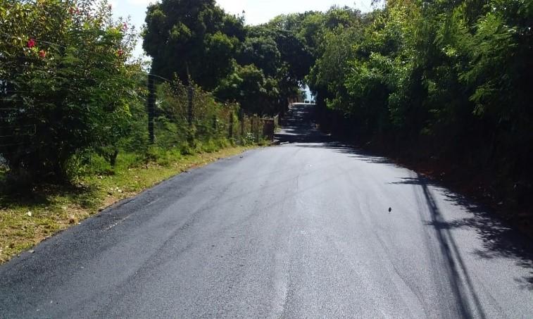SLTA COUNTINUES TO IMPROVE ROAD INFRASTRUCTURE ON PRASLIN